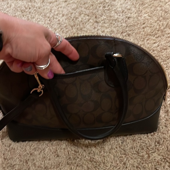 Coach Bag - Picture 3 of 8